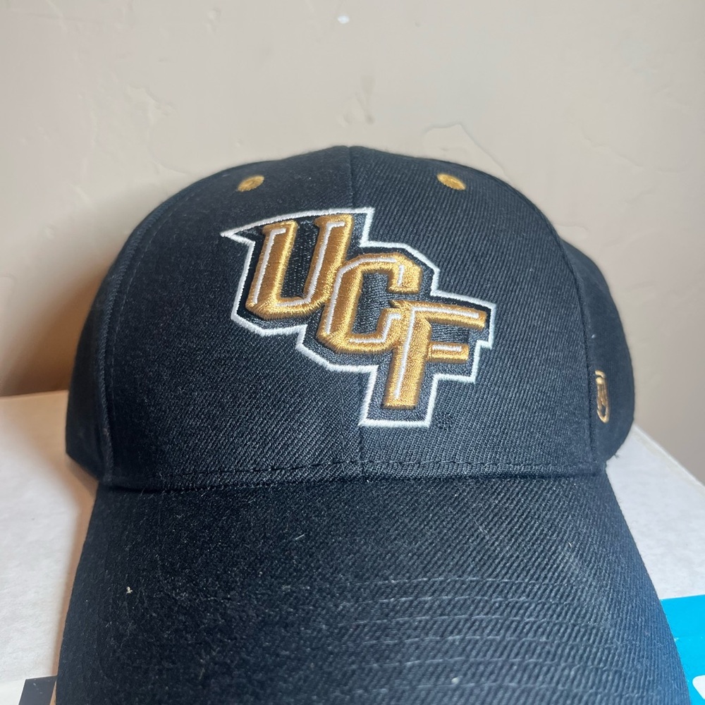 Top of the World Black and Gold Cap
